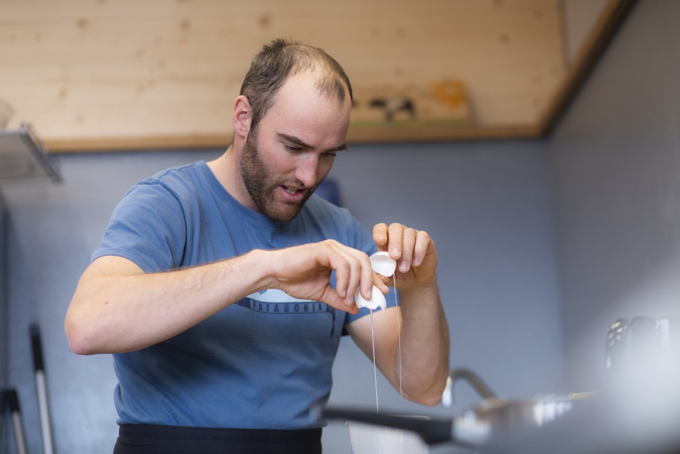 Weiss sich auch in der Alp-Küche zu helfen: Simon Santschi. 