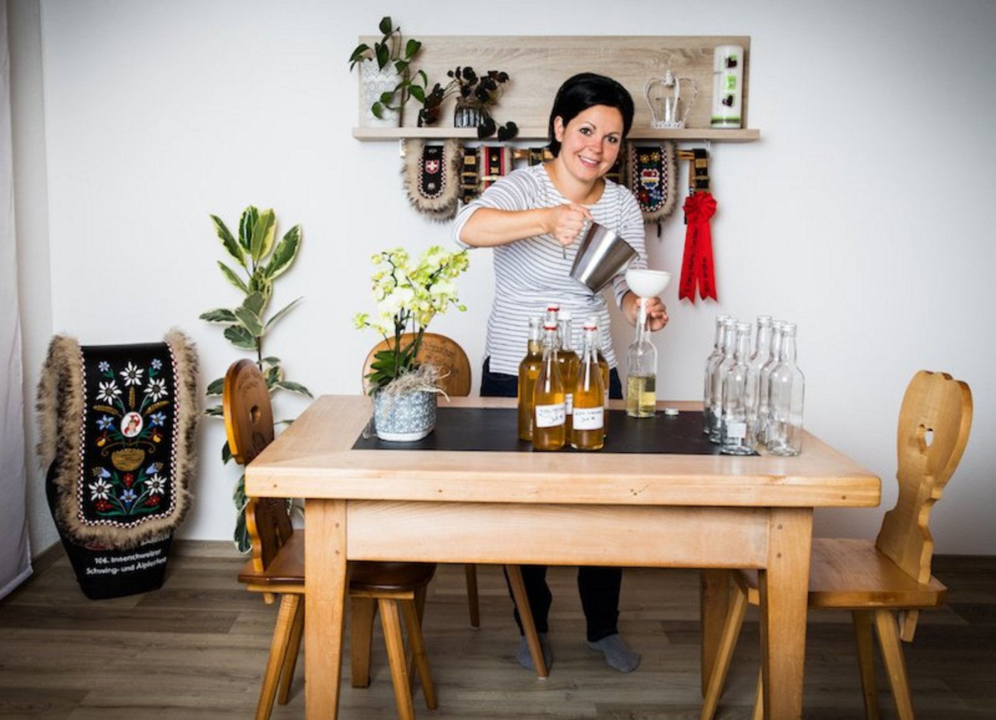 Yvonne Heinzer kochte als letzte Landfrau. (Bild SRF/Ueli Christoffel)
