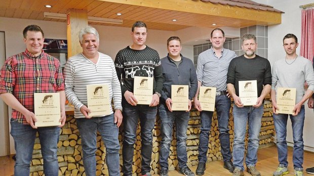 Dominik Sätteli, Mar Dominik Sätteli, Martin Wirth, Simon Hanimann, Peter Mosberger, Alois Künzle, Urs Horni und Matthias Rimle (v. l. n. r.).