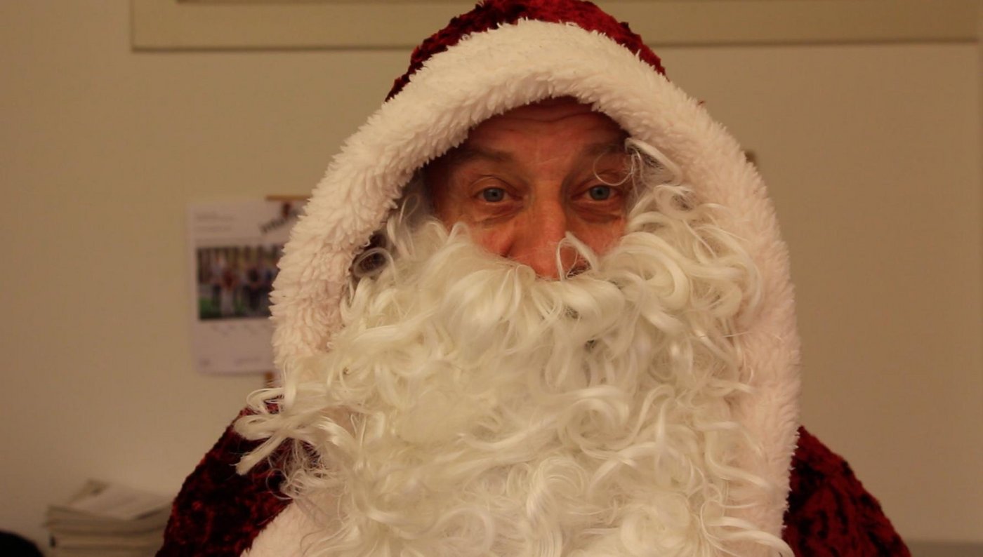 Der Samichlaus hatte sich viele scharfe Sprüche anzuhören. (Bild Hans Rüssli)