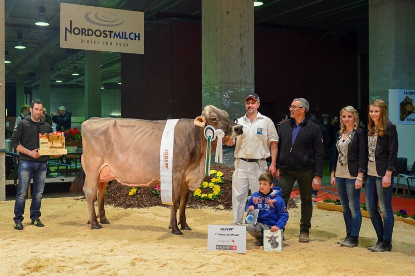 Grand Champion: Stuppan’s Gilberto Pilla, Georg Florin und Tönet Stuppan, Serneus.