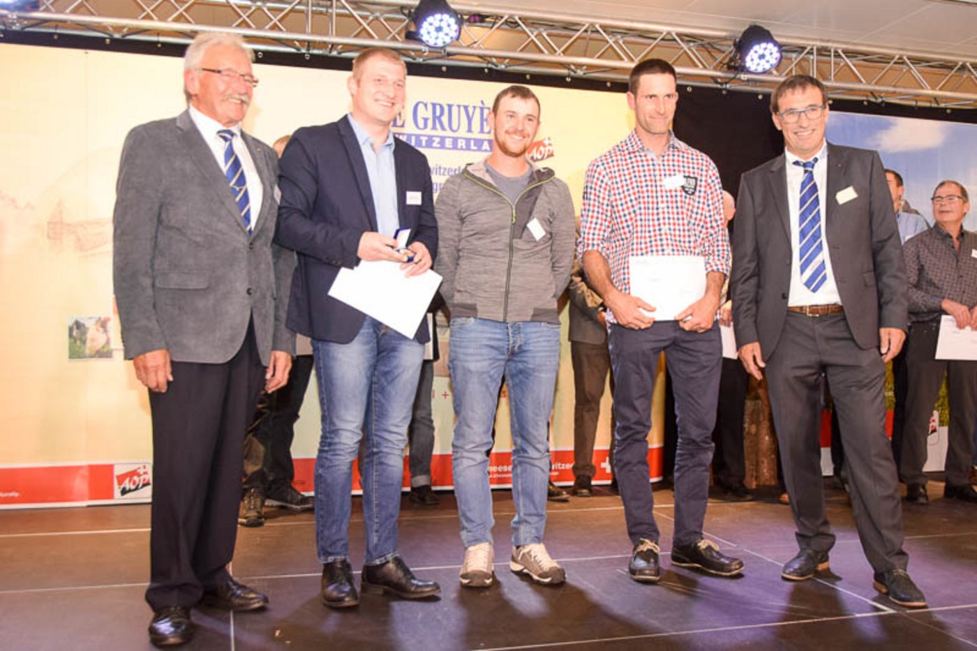 Frédéric Pasquier von der Käserei Echarlens FR erreicht den zweiten Rang für seinen Gruyère AOP und den 4. Rang für seinen Bio-Gruyère.