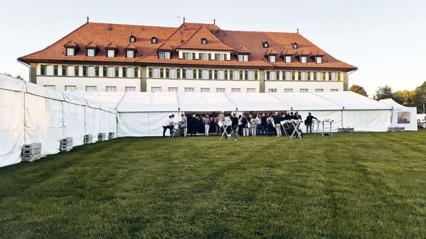 Zum 13. Mal fand die Face-Konferenz statt. Rund 200 Teilnehmer aus 15 Ländern trafen sich in Grangeneuve, um sich über die Themen rund um die Rohmilch und Rohmilchprodukte auszutauschen. 