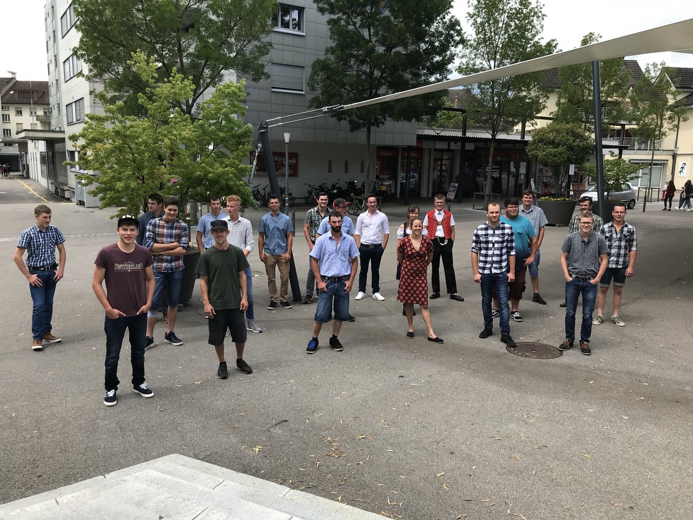 Sie haben ebenfalls erfolgreich das Fähigkeitszeugnis als Landwirt EFZ  erhalten (Nachnamen I - Z)