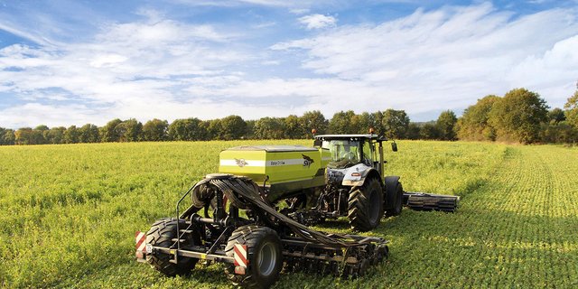 Die Easy Drill Sämaschine kann z. B. gleichzeitig mit Raps eine Untersaat und Startdüngung ausbringen. (Bild Sky Agriculture)