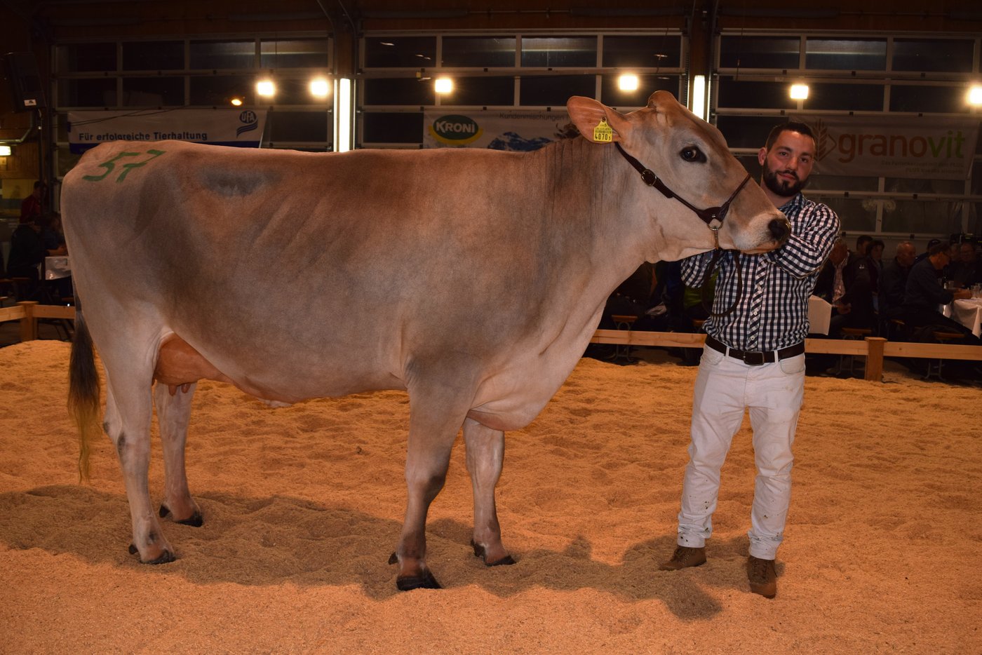 Alders Anibal Ragusa gewinnt den Genetikpreis.