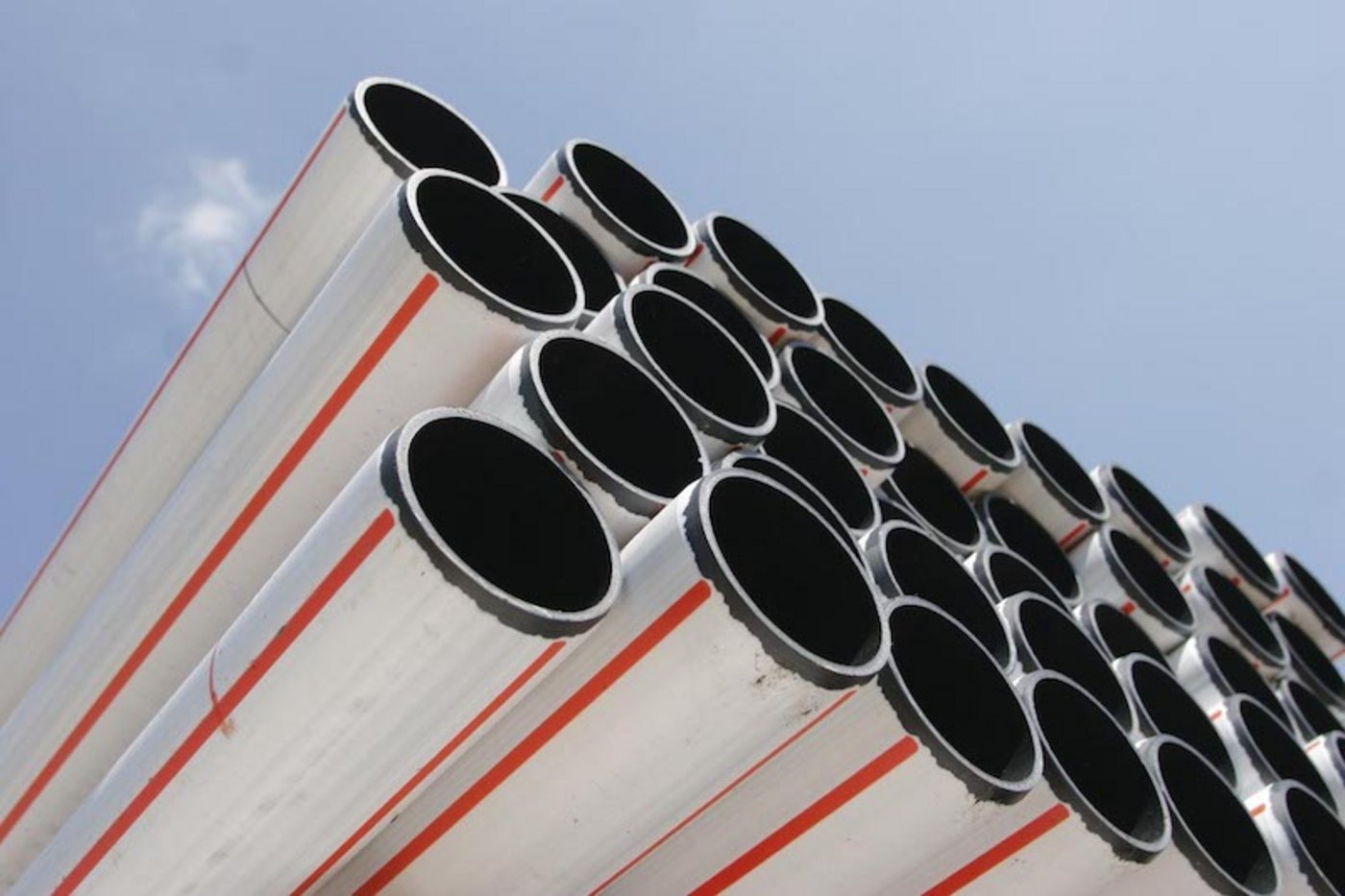 Aus dem Granulat können verschiedene Baustoffe hergestellt werden, zum Beispiel PVC-Rohre. (Bild Inno Recycling AG)