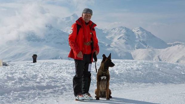 Der Gewinner der Schweizer Meisterschaften, Ismir vom Kistenstein mit seinem Hundeführer Stefan Steiner (Bild Malinois vom Kistenstein)
