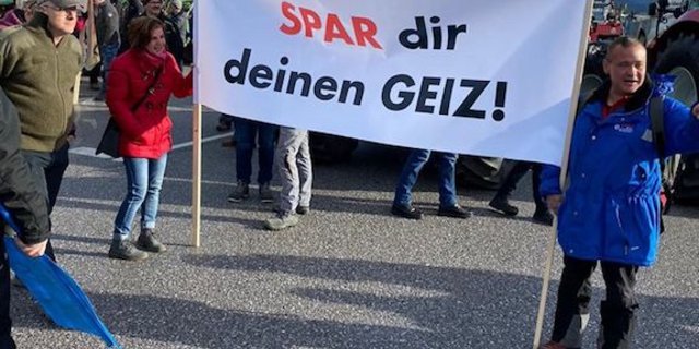 Für die gestiegenen Ansprüche an die Produktion sollen die Landwirte auch einen besseren Preis erhalten. (Bild Bauernbund)