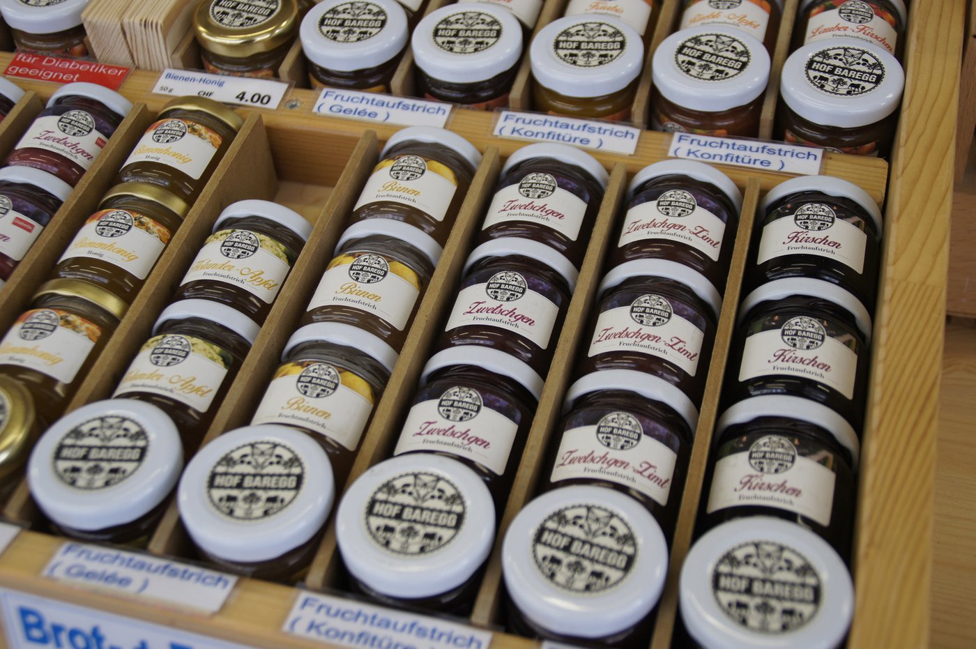 Das Angebot an Produkten ist gross, hier eine Auswahl der Konfitüren.