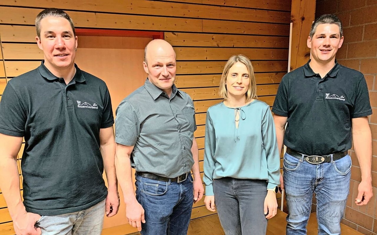 Die neuen Vorstandsmitglieder Walter Muheim und Edith Gisler, flankiert von den beiden Co-Präsidenten Sergio Poletti (l.) und Max Müller (r.) 