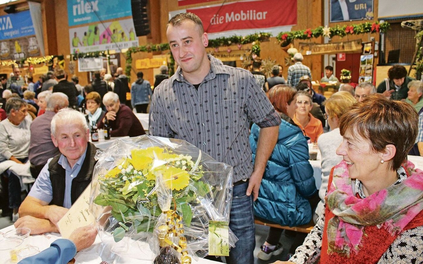 Strahlende Siegerfamilie Kempf, Oberalp: Klaus Kempf sen., Klaus Kempf, Esther Kempf (v. l.).