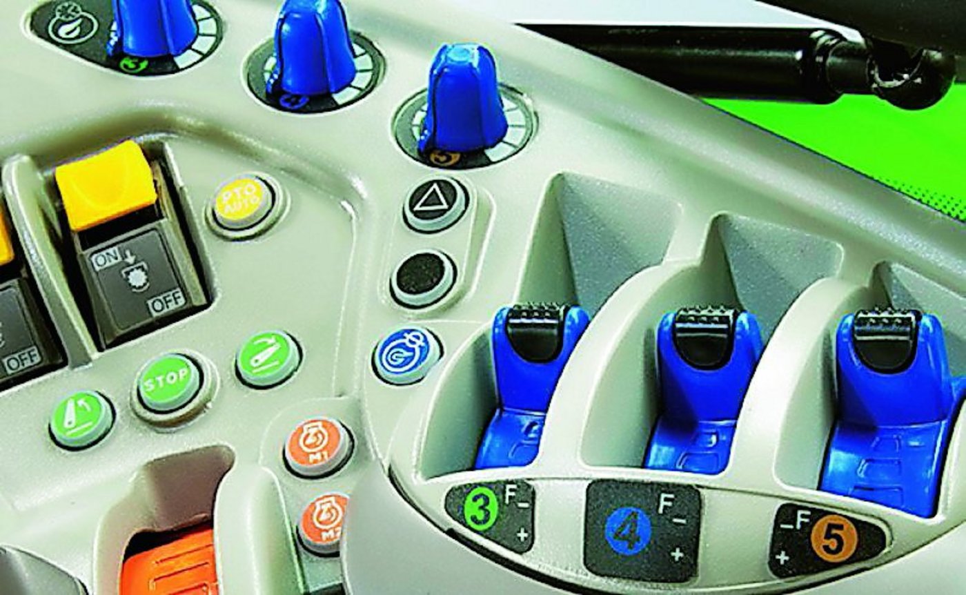 Die elektrischen Schalter übertragen die Impulse an die Vorsteuerinheit.