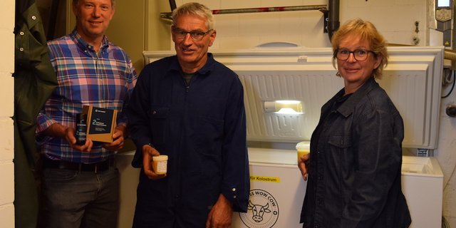 Sie freuen sich über den gelungenen Start von Swiss Wow Cow (v.l.n.r.): Sven Altorfer, Fritz Stettler und Andrea Tobler. (Bild sgi)