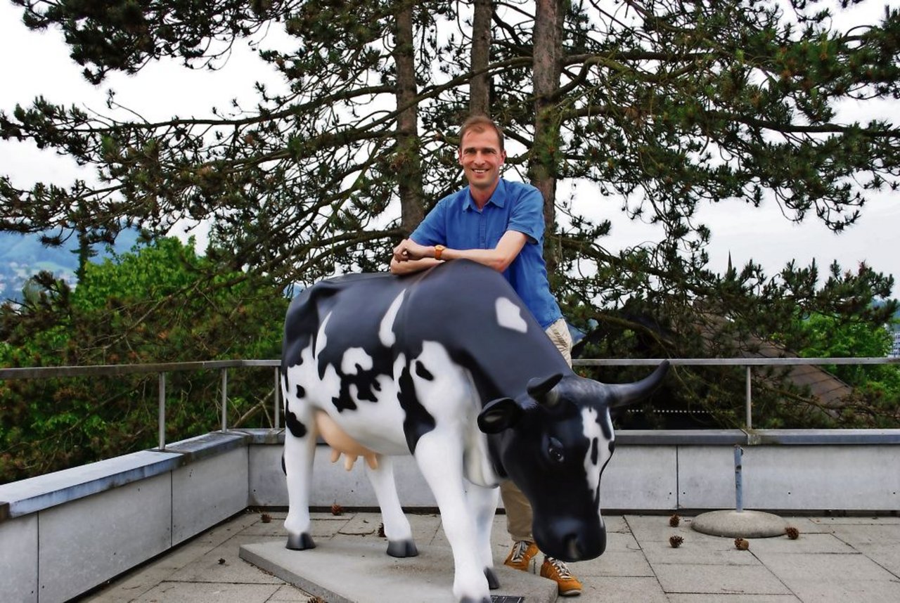 Mit der schweizerischen Milchwirtschaft war Stefan Kohler bereits in seiner früheren Tätigkeit als Chefredaktor vertraut. (Bild: Anton Haas) 
