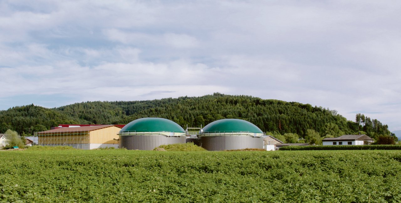 Biogasanlagen schliessen Nährstoffkreisläufe, im Gegensatz zu Kläranlagen. (Bild zVg)