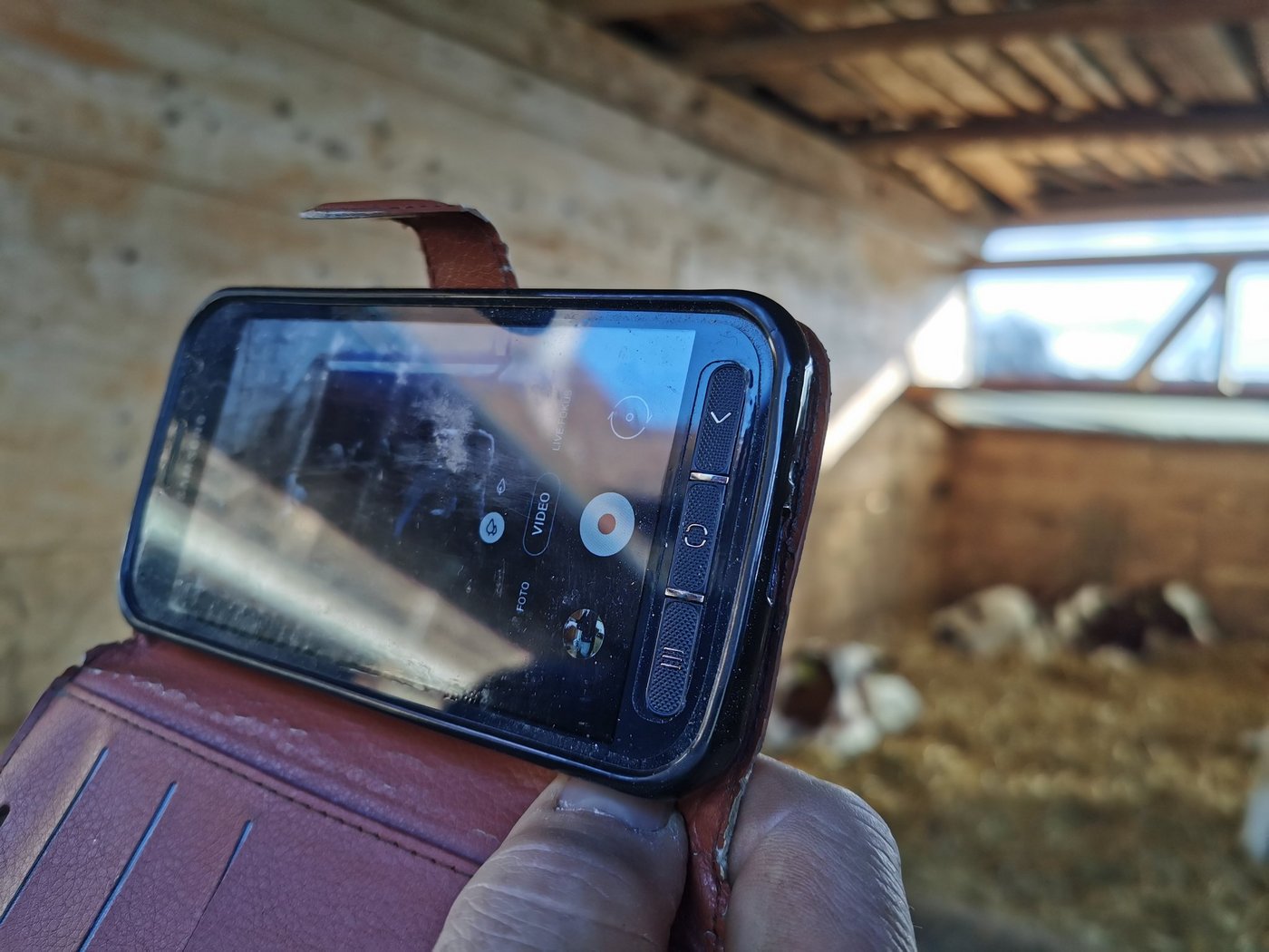 Eine ruhige Hand ist wichtig, soll das Video gelingen. (Bild sb)