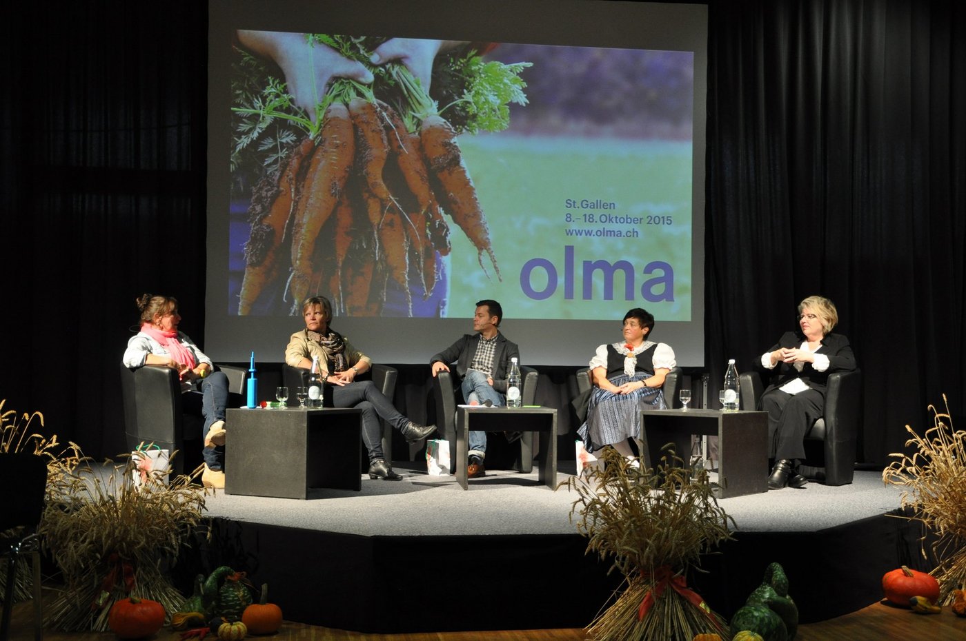 Die Referentinnen diskutieren ihre Ansichten. (Bilder Tamara Wülser)