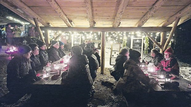 Über 200 Luzerner Bäuerinnen trafen sich zum Adventsfüür an unterschiedlichen Standorten, hier in Romoos.