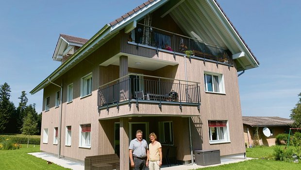 Das neue Wohnhaus von Adolf und Marianne Koller, fast ausschliesslich mit eigenem Holz gebaut. (Bilder Josef Scherer)