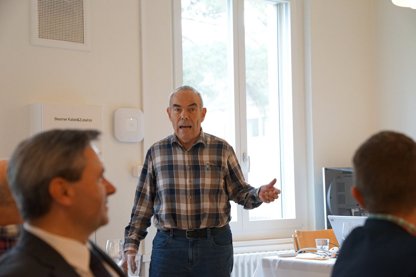 Paul Müri, Vorstandsmitglied und Landtechnik-Kenner, machte an der Jubiläums-Generalversammlung einen Rückblick auf 90 Jahre AVLT. (Bild Dominik Senn)