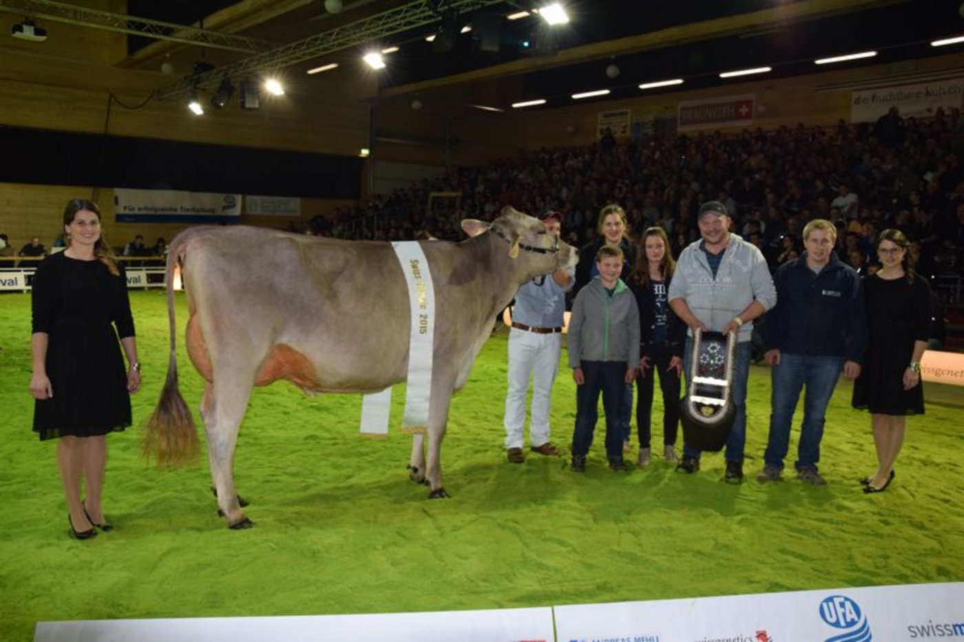 Blooming Binja von Martin Reichmuth aus Rothenthurm SZ wird Junior Champion.