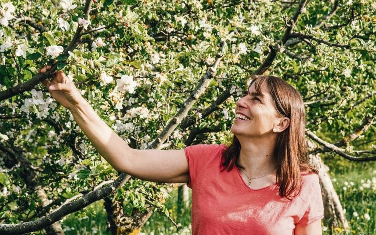 Ricarda Caderas findet Wertschätzung für sich bei der Arbeit in der Natur und in der Tätigkeit als Coach. «Ich kann mir heute Wertschätzung geben, stehe besser für mich selbst ein. Darum brauche ich weniger Wertschätzung von aussen.»