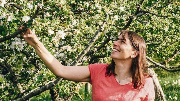 Ricarda Caderas findet Wertschätzung für sich bei der Arbeit in der Natur und in der Tätigkeit als Coach. «Ich kann mir heute Wertschätzung geben, stehe besser für mich selbst ein. Darum brauche ich weniger Wertschätzung von aussen.»