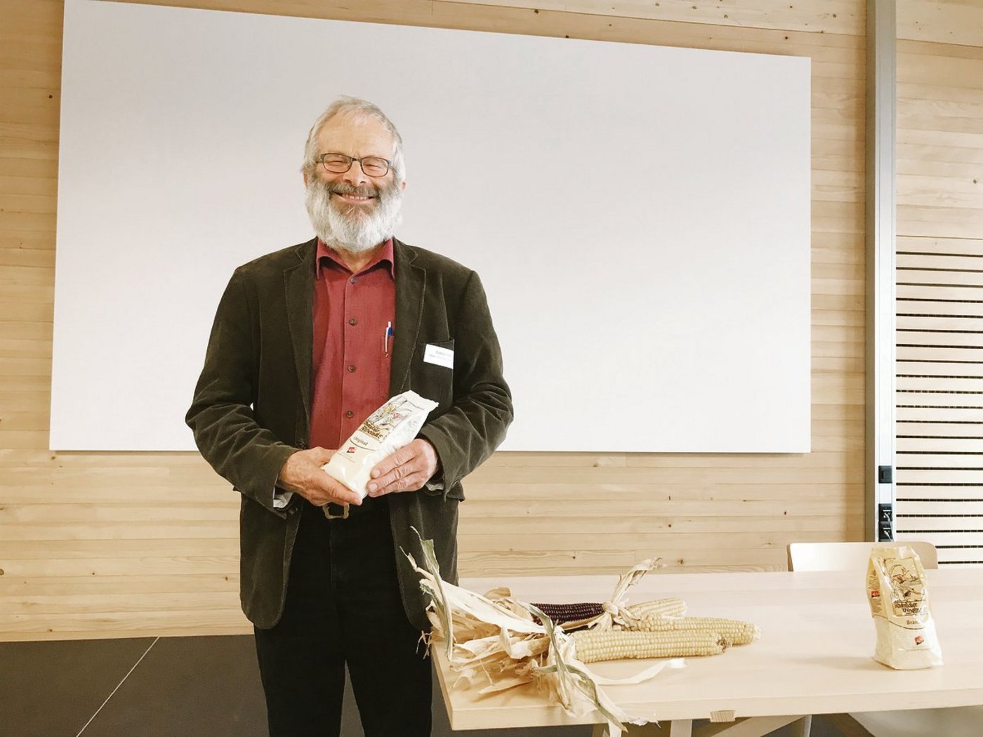 Hans Oppliger setzt sich als Geschäftsführer des Vereins «Rheintaler Ribelmais» für die Erhaltung eines Kulturguts ein. (Bild Alexandra Stückelberger)