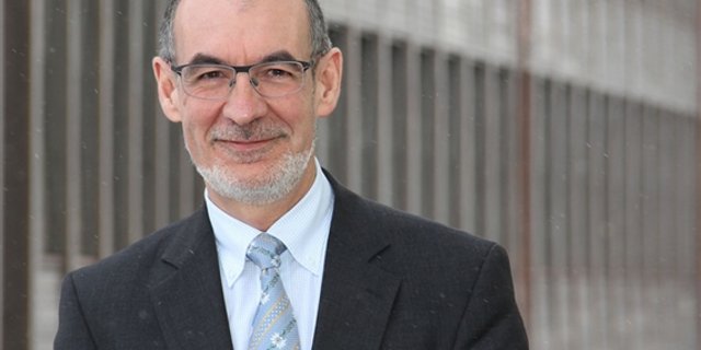 Jacques Bourgeois tritt für die Freiburger FDP als Stände- und Nationalrat an. Fritz Glauser ...