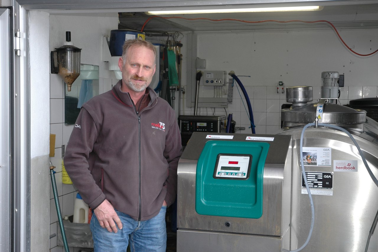 Milchproduzent Fritz Wittwer aus Oberkirch hat 2015 für seine Wärmerückgewinnungsanlage Fördergeld erhalten. (Archivbild BauZ)
