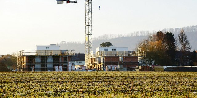Einzonungen und Beanspruchung von Fruchtfolgeflächen werden künftig schwieriger, trotz dem Nein zu den Luzerner Kulturland-Initiativen. Das gilt auch für das Bauen ausserhalb Bauzonen. (Bild BauZ)