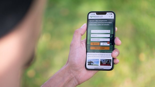 Auf agropool.ch lassen sich Landmaschinen einfach und schnell ausschreiben, aber auch finden und kaufen. 