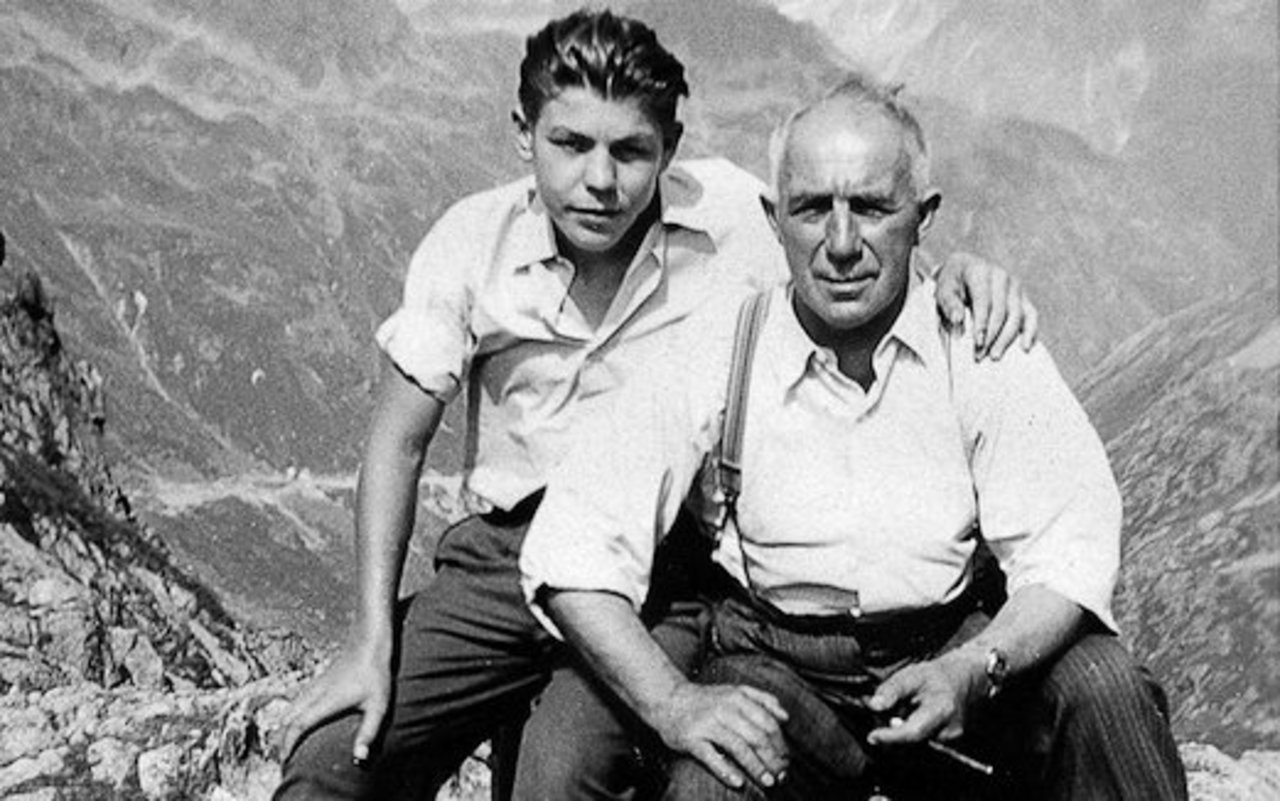 Voller Tatendrang: Willy Garaventa auf einem Familienausflug ins Wallis mit Vater Karl im Jahr 1950. (Bild pd)