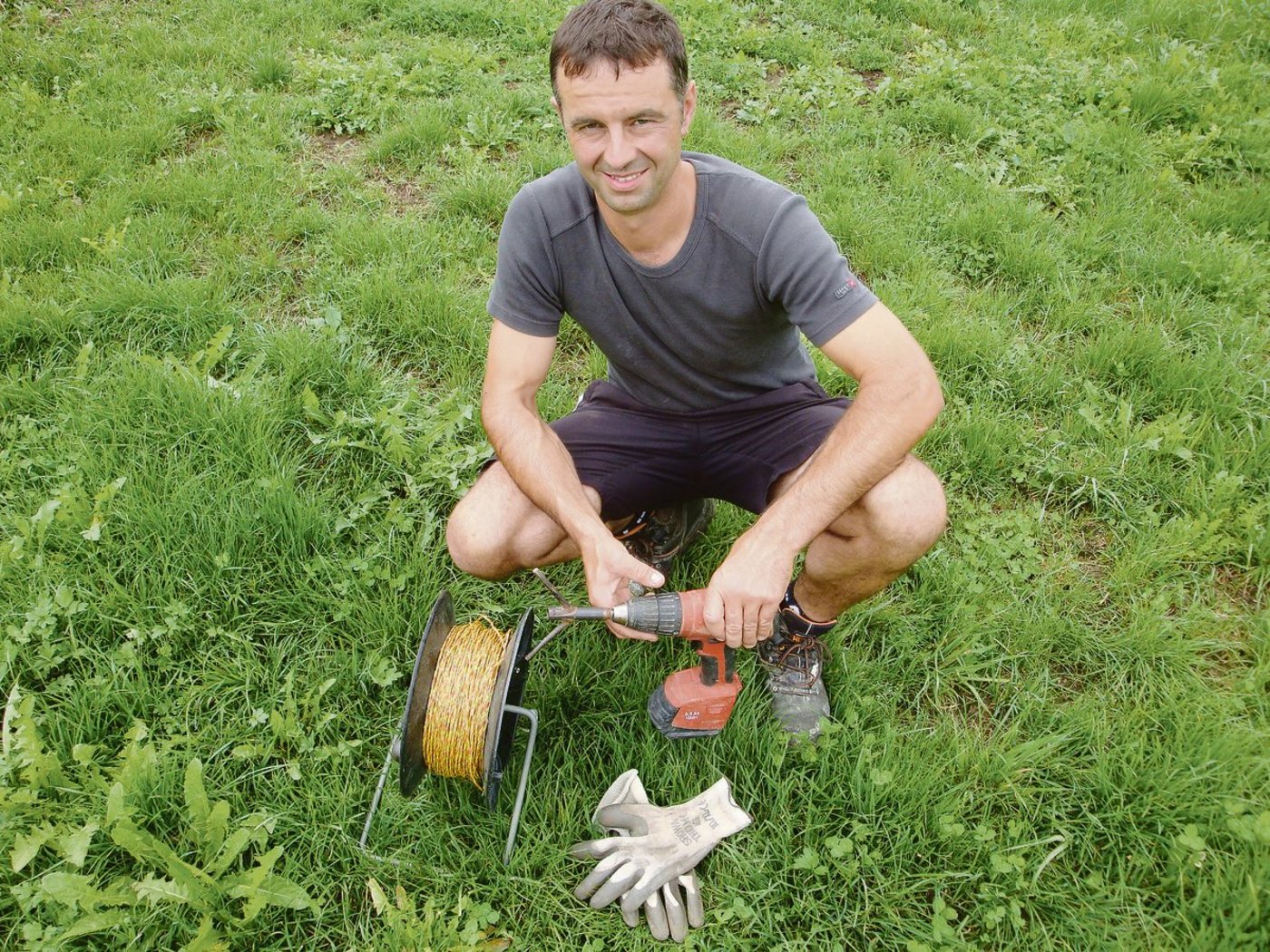 Thomas Moser mit seinem «Zaunband-Speedy».(Bild zVg)