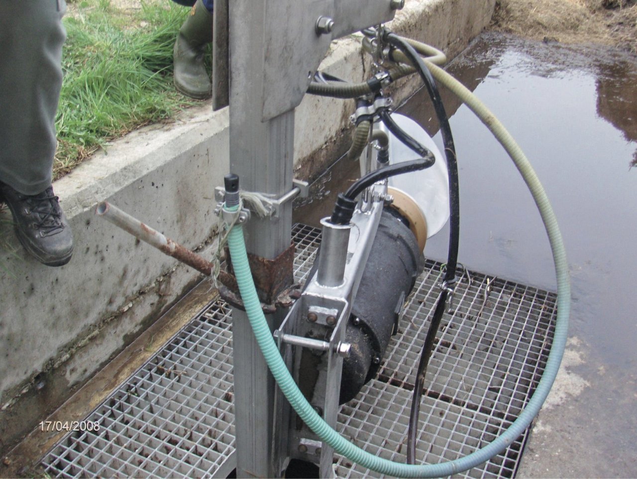 Die Firma Arnold Biogas und Verfahrenstechnik fertigte dieses Rührwerk zum Belüften und Rühren der Gülle an. Das Objekt wird auch serienmässig hergestellt. (Bild Samuel Otti)