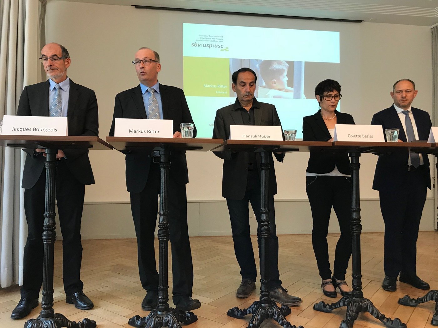 Plädierten für eine Rückweisung der Gesamtschauf: Jacques Bourgeois, Markus Ritter, Hansuli Huber, Colette  Basler und Christof Lehmann (v.l.n.r.). Bild akr