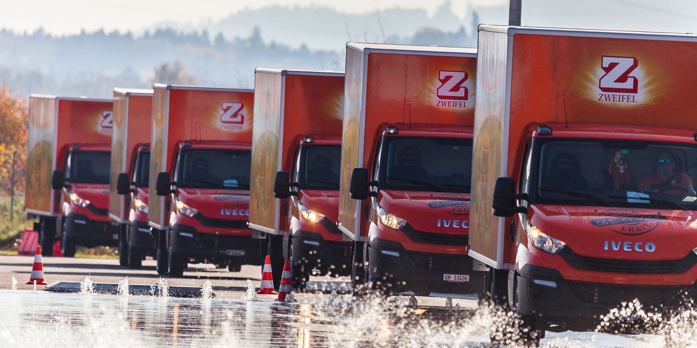 Der Zweifel-Frische-Service umfasst 140 Verkaufsberater, die Chips und Snacks aus 12 Depots schweizweit  in die Verkaufsstellen liefern. Dieser Zweig der Zweifel AG wurde von der Corona-Pandemie, bzw. dem Lockdown, stark getroffen. (Bild Zweifel)
