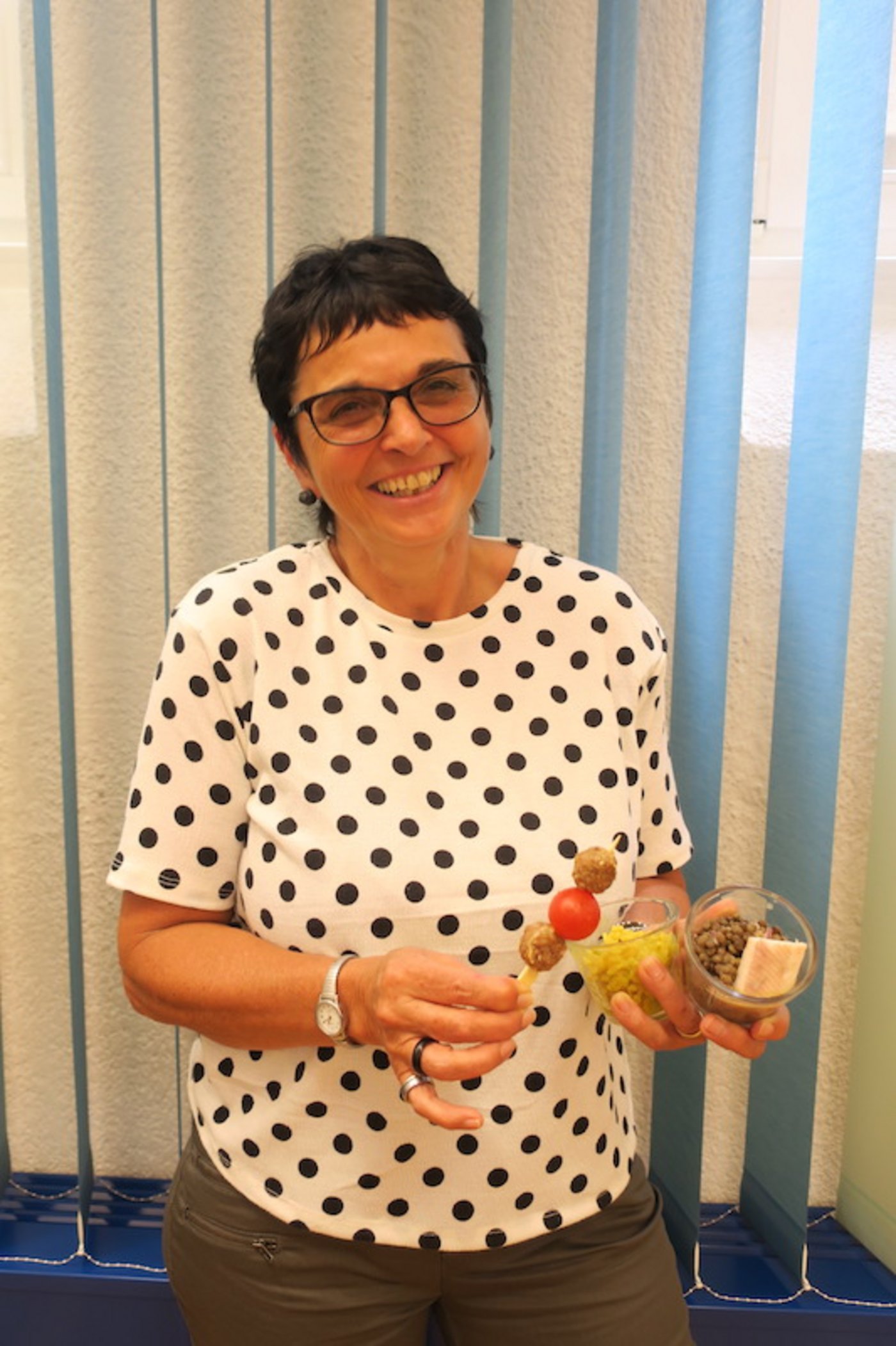 Manuela Eiermann, seit einem Jahr bei Swiss Tavolata dabei, verwöhnte die GV-Gäste im Anschluss an die Versammlung mit einem Stehlunch. 