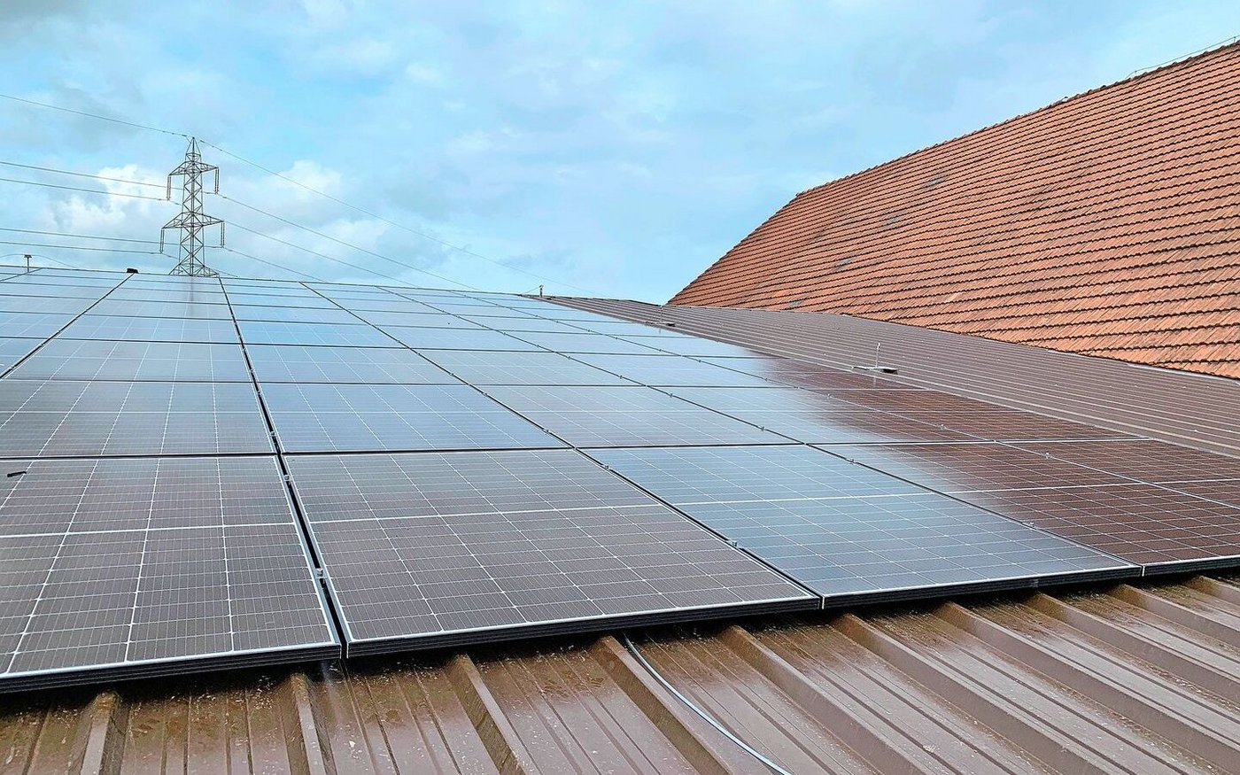 Solarstrom vom Bauernhof lässt sich dank der Möglichkeit, bestehende Netze zu nutzen, künftig besser vermarkten. 
