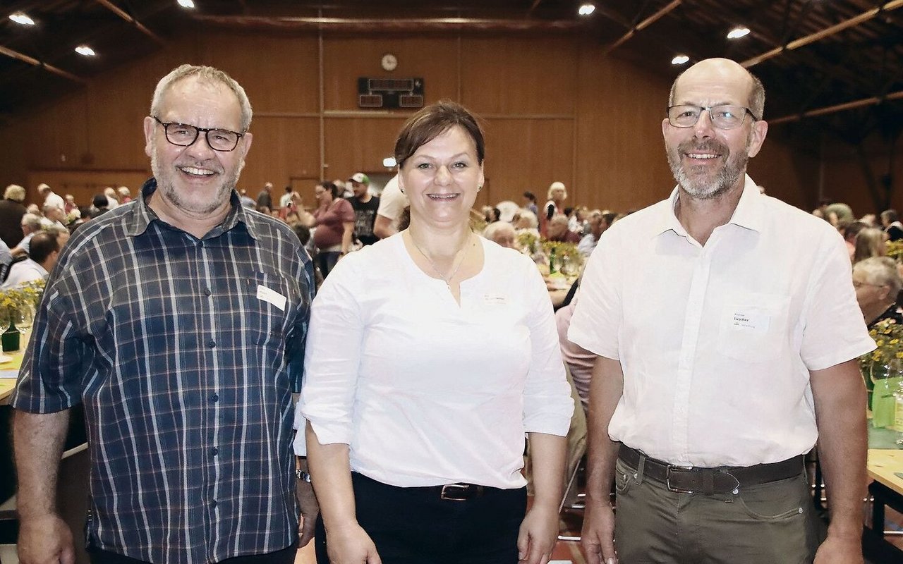 V.l.n.r.: Vizepräsident Peter Haas, Alice Brüschweiler (Vorsitzende der Geschäftsleitung) sowie Präsident Andreas Lüscher führen die Landi Thula.