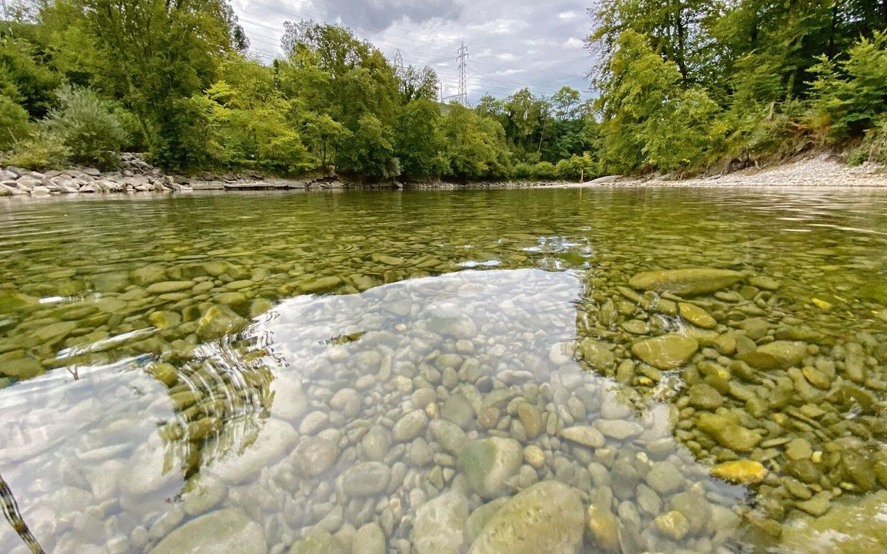 Ob wir das Wetter als schwül empfinden, hängt mit der relativen Luftfeuchtigkeit zusammen.