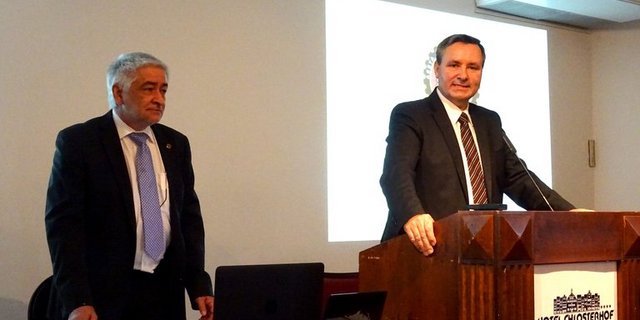 Direktor Aldo Rui und Präsident Werner Salzmann. (Bild SVLT)