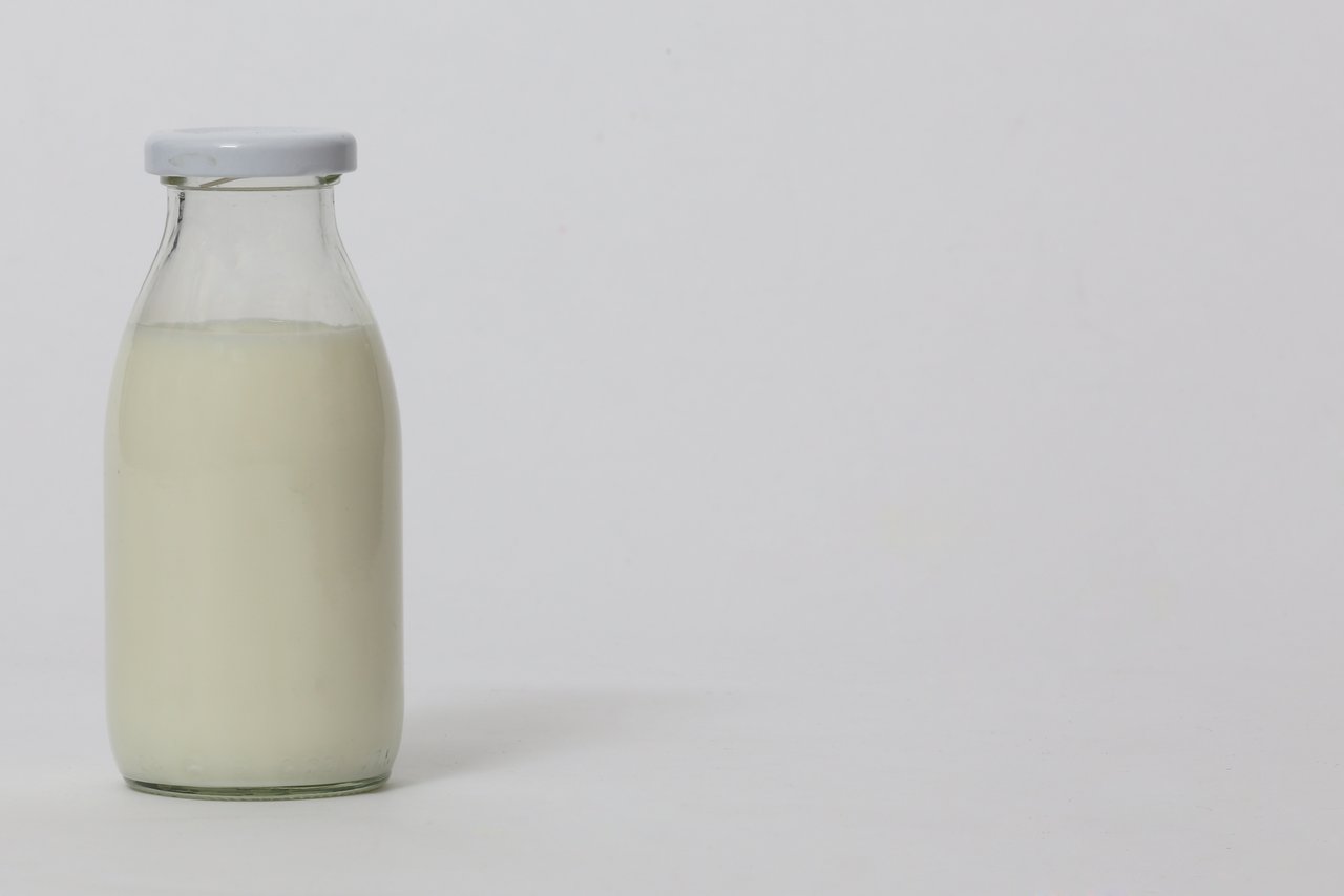 Auch direkt vermarktete Milch muss gemeldet werden. (Bld: Tim Reckmann / pixelio.de)