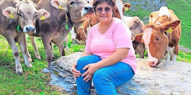 Hirtin Christa Buchli hat die Saison auf der Alp Piggamad im Safiental verbracht. 