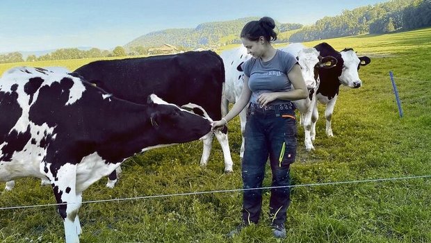 Aïna Währer ist nich Aïna Währer ist nicht auf, aber immerhin neben einem Bauernhof aufgewachsen. Tiere haben sie seit je fasziniert.