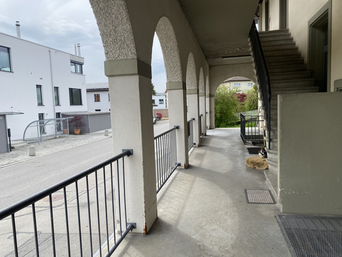 Im Sommer 2020 hat die junge Bernerin den Betrieb in Wünnewil übernommen. 