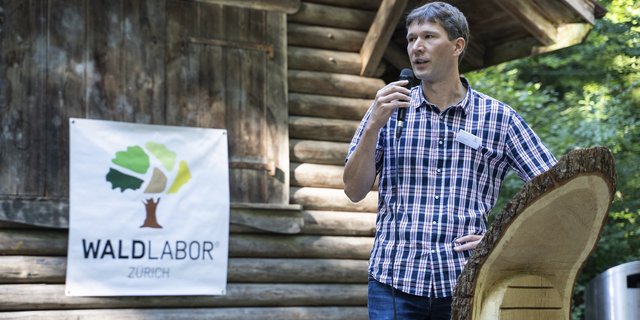 Martin Brüllhardt ist erster Geschäftsführer des Waldlabors Zürich. (Bild diktum.ch)