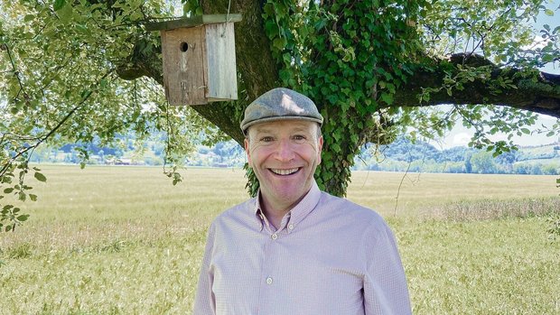 «Wir stehen nicht fü «Wir stehen nicht für das System Zitrone ausdrücken und wegwerfen», sagt CEO Mark Schneider (hier auf einem Betrieb in Flaach ZH) zum Verhältnis von Nestlé zur Landwirtschaft.
