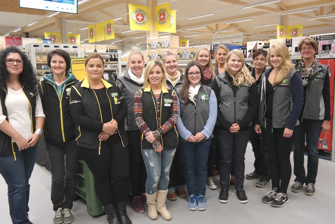 Das Team vom Landimarkt Buttisholz, unter der Leitung von Ester Kunz, rechts im Bild.   (Bilder Josef Kottmann)